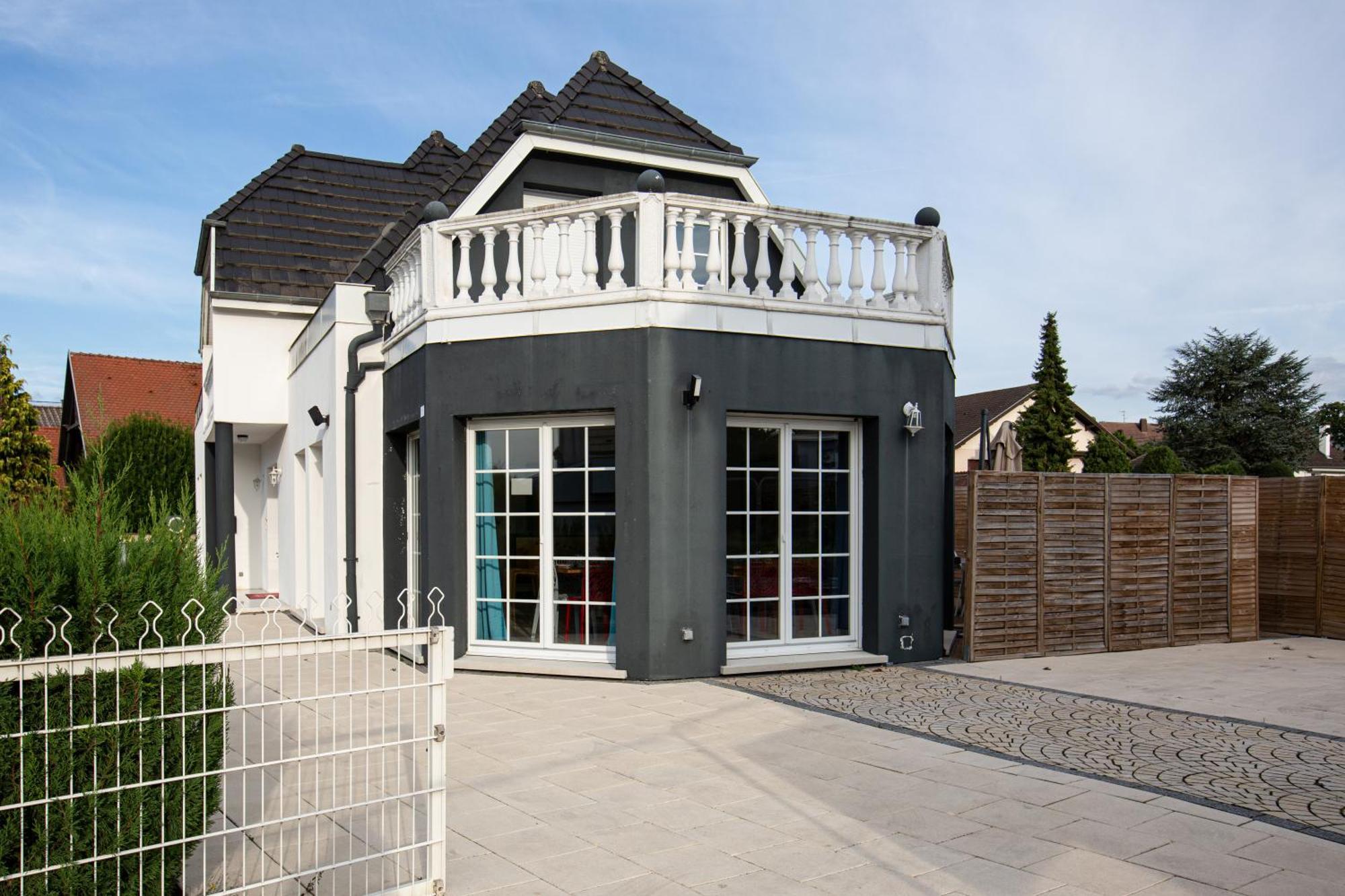 Gites Spa Strasbourg - Villa Ours - Spa Prive, Sauna, Borne D'Arcade, Babyfoot Ittenheim 외부 사진