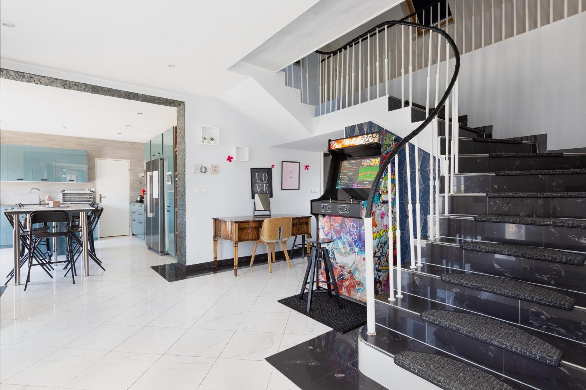Gites Spa Strasbourg - Villa Ours - Spa Prive, Sauna, Borne D'Arcade, Babyfoot Ittenheim 외부 사진
