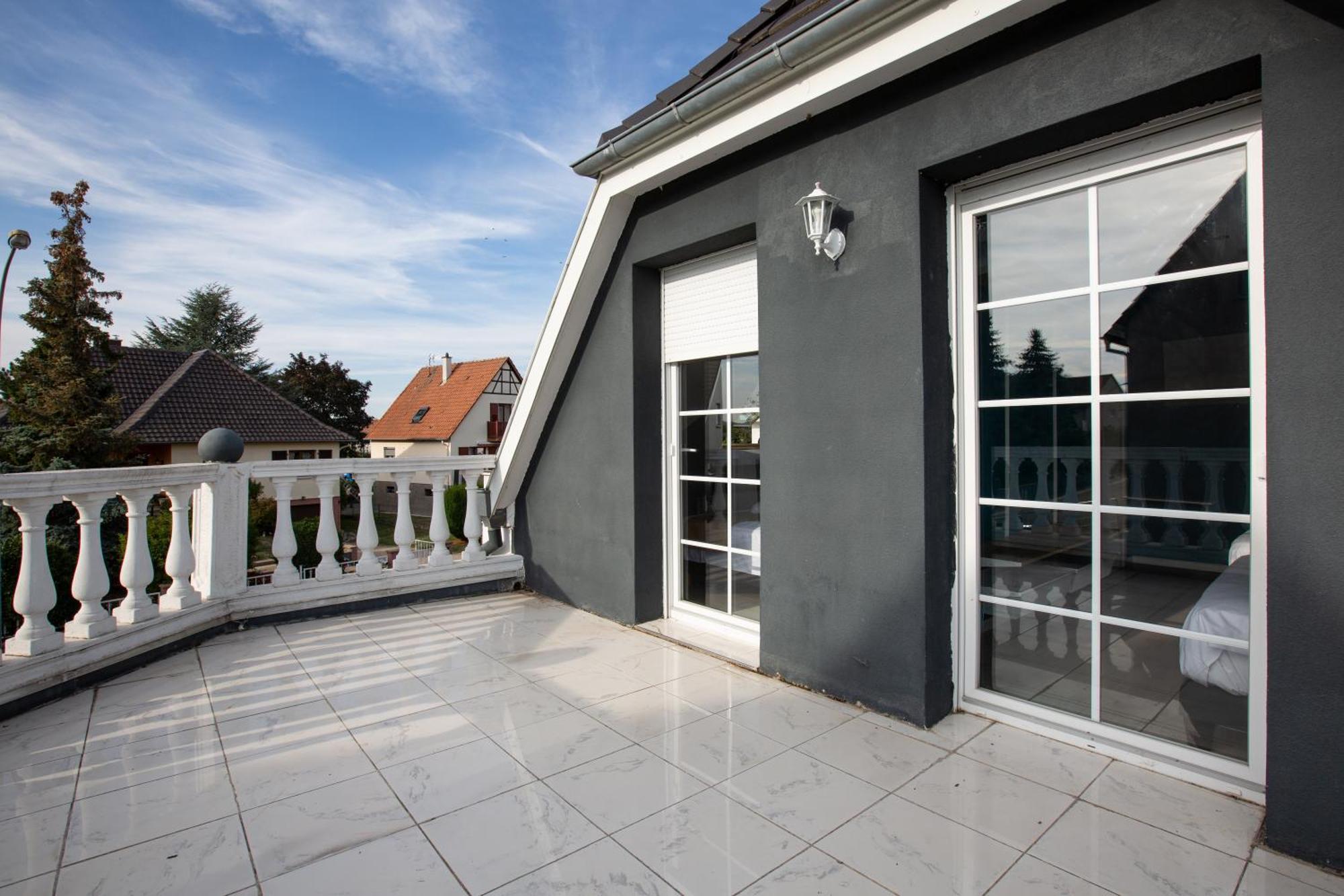 Gites Spa Strasbourg - Villa Ours - Spa Prive, Sauna, Borne D'Arcade, Babyfoot Ittenheim 외부 사진