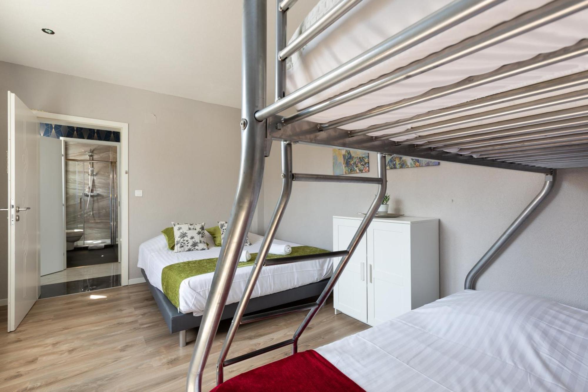 Gites Spa Strasbourg - Villa Ours - Spa Prive, Sauna, Borne D'Arcade, Babyfoot Ittenheim 외부 사진