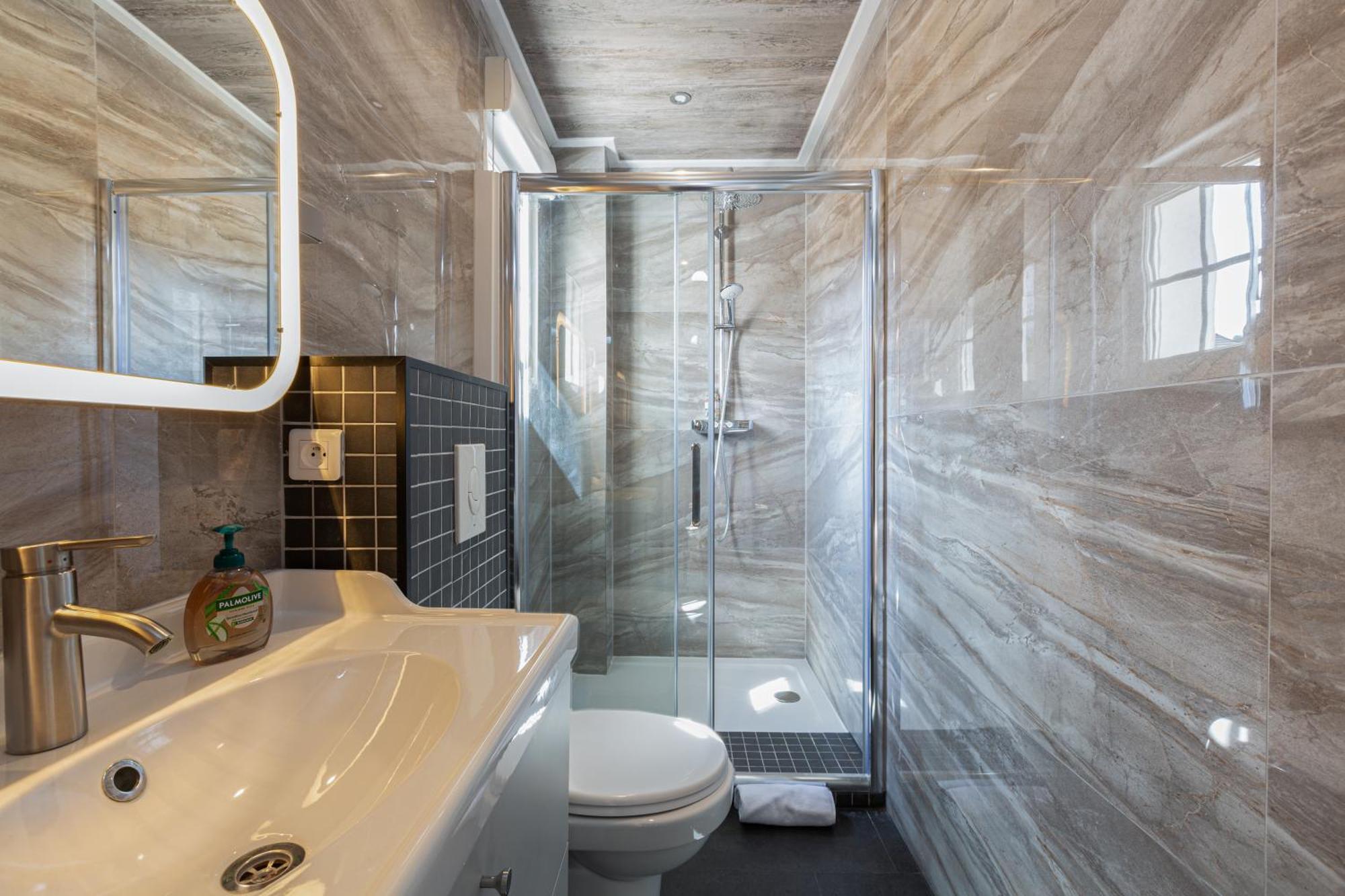 Gites Spa Strasbourg - Villa Ours - Spa Prive, Sauna, Borne D'Arcade, Babyfoot Ittenheim 외부 사진